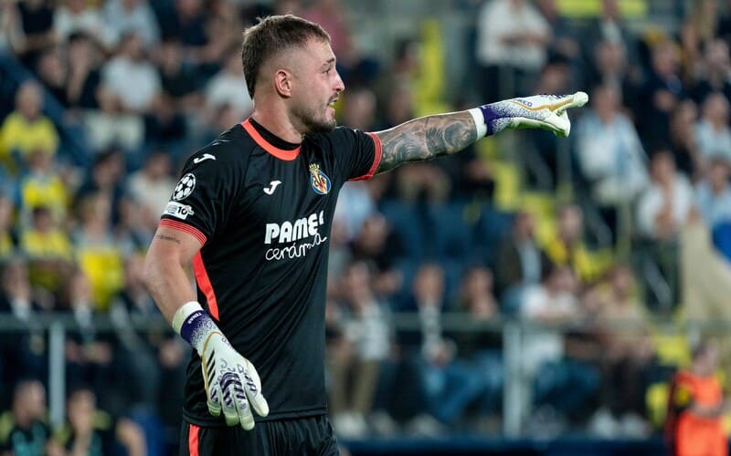 Top thủ môn trẻ xuất sắc nhất hiện nay cập nhật 2025